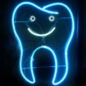 Dentist Clinic Teeth Blue Neon Light Sign Lamp Real Glass Wall Decor