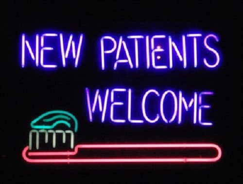 New Patients Welcome Dentist Teeth Toothbrush Neon Light Sign Lamp Real Glass Wall Decor